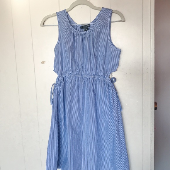 AQUA side tie dress - Picture 2 of 5